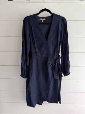 Tailored Women’s Navy Long-Sleeve Wrap Dress with Side Tie, Size 8